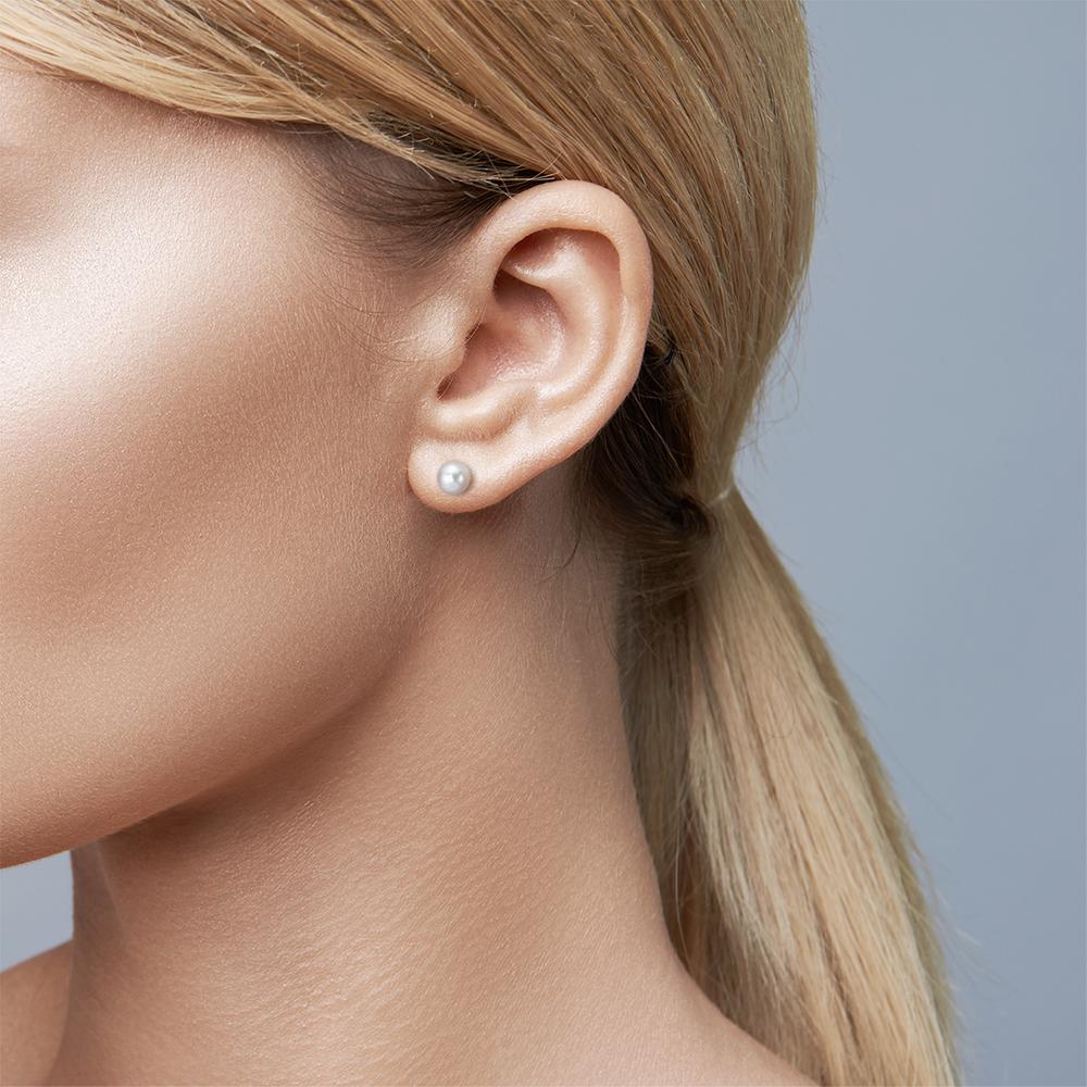 Clous d'oreilles Or blanc 18K perle d'eau douce